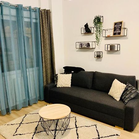 Boot House Apartment Монрежо Екстериор снимка